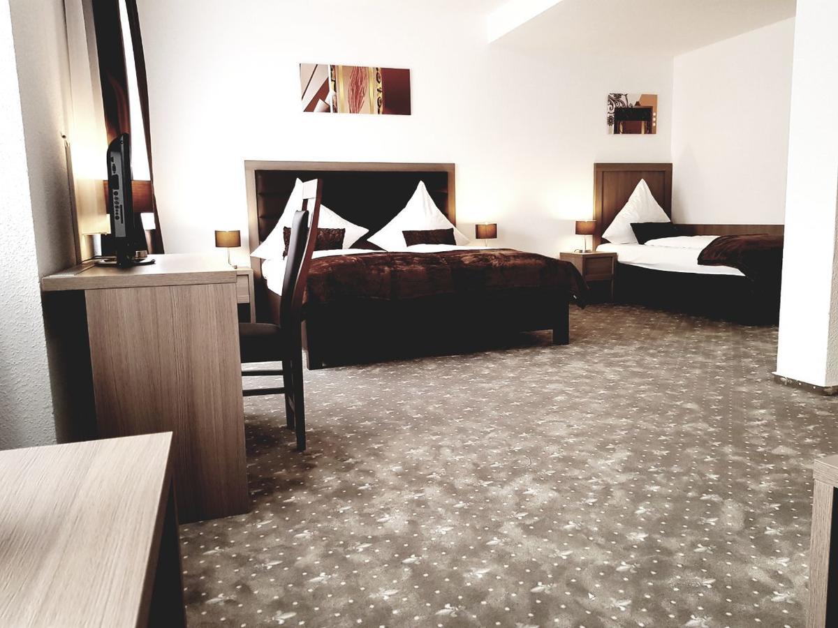 Hotel Dormir Moers Εξωτερικό φωτογραφία