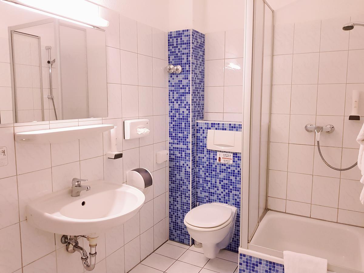Hotel Dormir Moers Εξωτερικό φωτογραφία